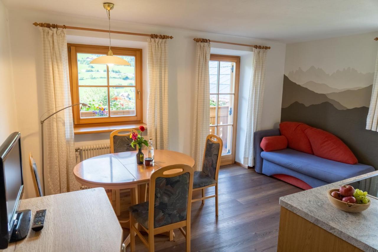 Ganoihof Apartments Funes  Eksteriør bilde